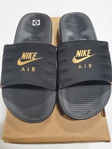 nike air cushion sandals