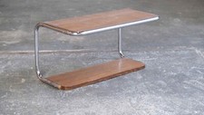 Bauhaus Wandgarderobe mit Hutablage aus Holz