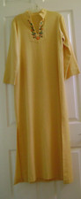 VTG Cotton Kaftan w/Embroidery, Handmade by a Professional Seamstress, 1970's, S