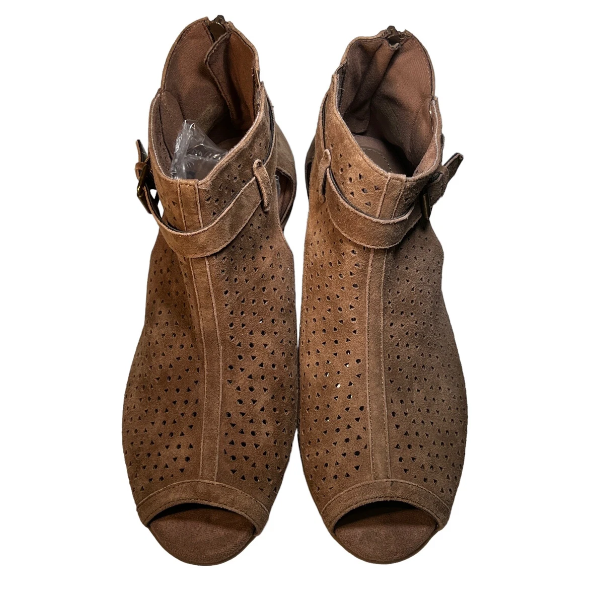 Earth Keri Nubuck Suede Leather Perforated Peep Toe Bootie Sz 12 Dark Khaki Tan