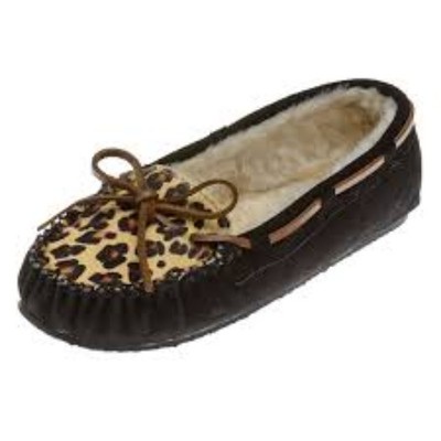 minnetonka slippers black