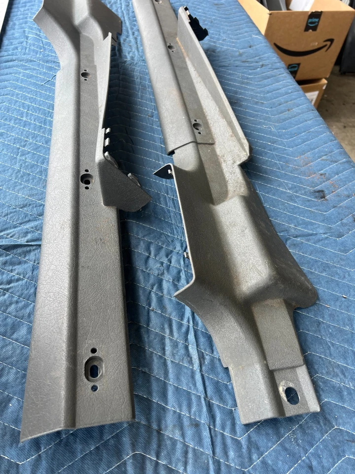 Volvo 740 940 1989-1995 sedán par de molduras de umbral de puerta derecha e izquierda gris OEM #3673EM Foto 2 de 4