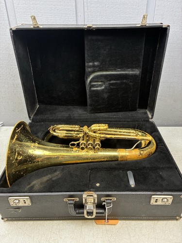 CONN 136E MARCHING BARITONE IN GOOD PLAYING CONDITION 43 447173