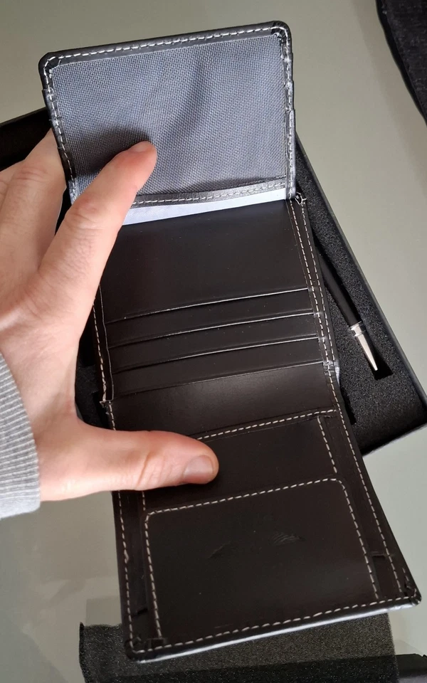 " PILOT WALLET SET" Portafoglio Portachiavi E Penna Originali Serigrafati Regalo - Imagen 3 de 4