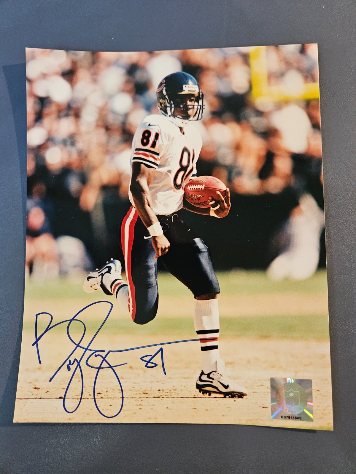 BOBBY ENGRAM "81" Signed Autographed CHICAGO BEARS 8x10 Photo