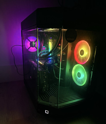 Custom Gaming Desktop Tower RGB Liquid Cooled GeForce RTX MSI MB