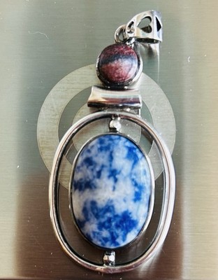 Vintage handgefertigtes Sterlingsilber mit blauem Stein Anhänger 10 Gramm