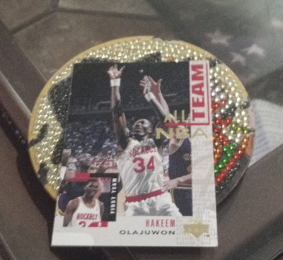 Upper Deck All-Team NBA Hakeem Olajuwon Houston Rockets #1 NBA Card