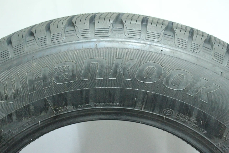 2x Winterreifen Hankook Winter i*cept LV 215/70 R16C 108/106R Dot4619 B571 - Bild 4 von 4