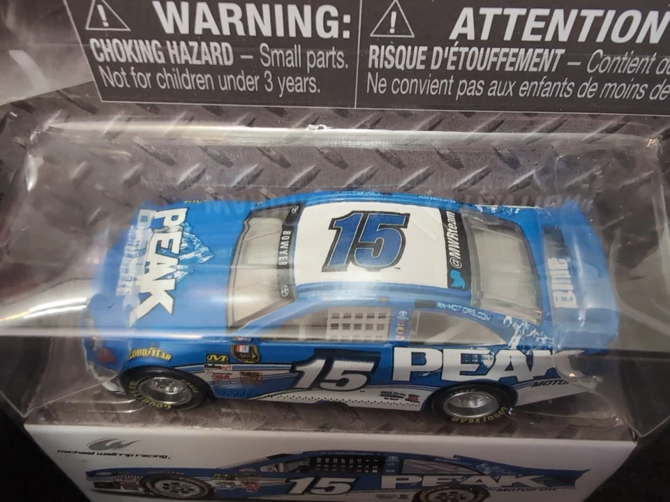 Clint Bowyer #15 Peak 2014 Nascar Authentics Great Racers Toyota - Image 3 of 4