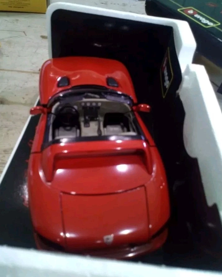 Burago Diamonds 1:18 Chrysler Dodge Viper RT/10 Art 3025 - Immagine 4 di 4