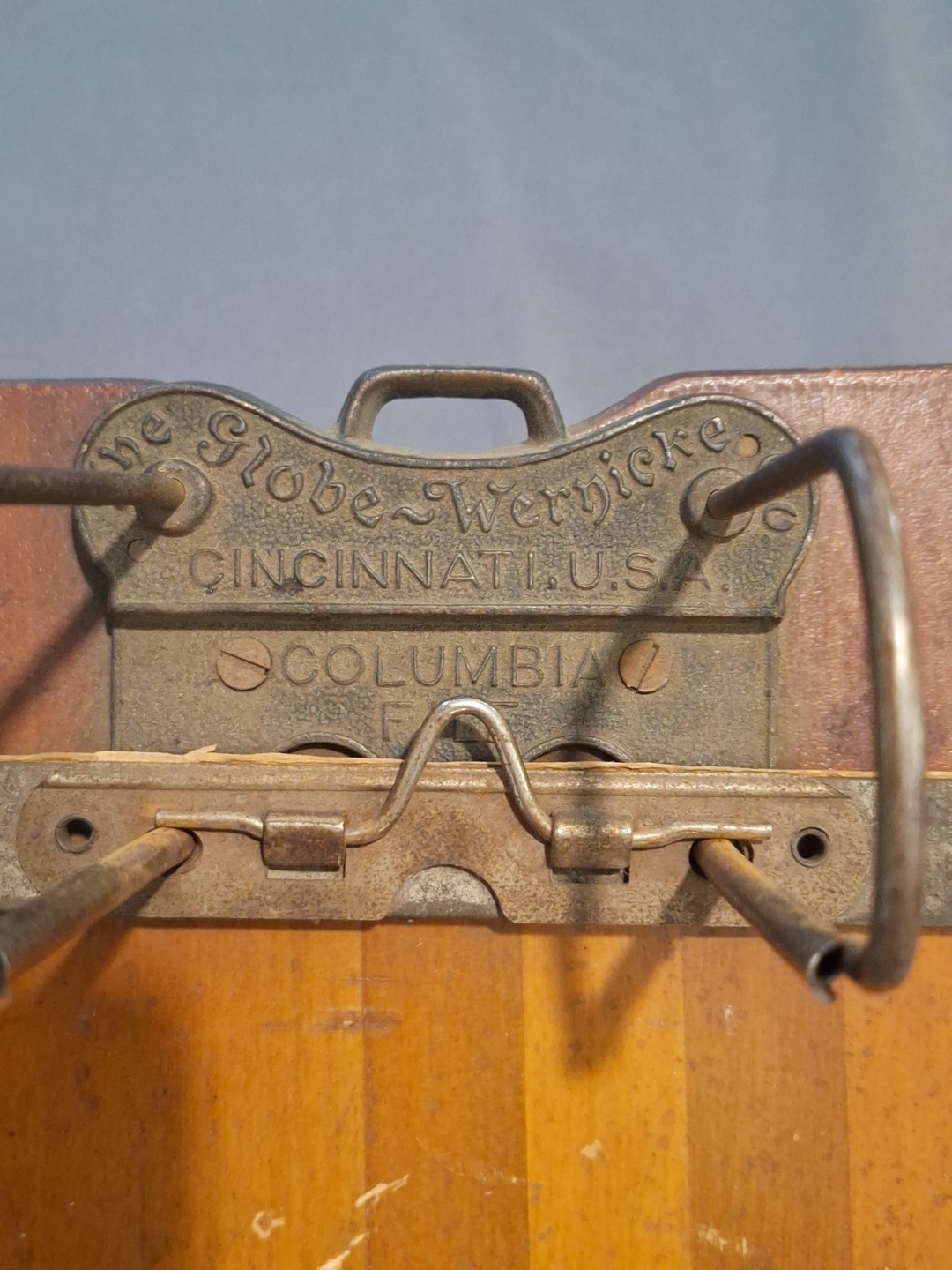 Vintage Globe Wernicke Co. Cincinnati USA Columbia File Wood Clipboard 9 x 14.5