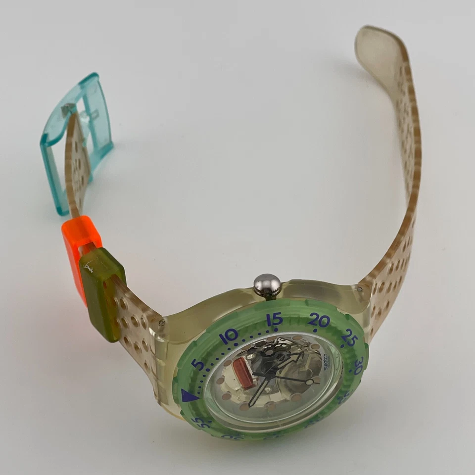 Reloj Swatch Hombre 38mm Caja Esqueleto Dial Bisel Giratorio Cuarzo Tres Manecillas Foto 2 de 4