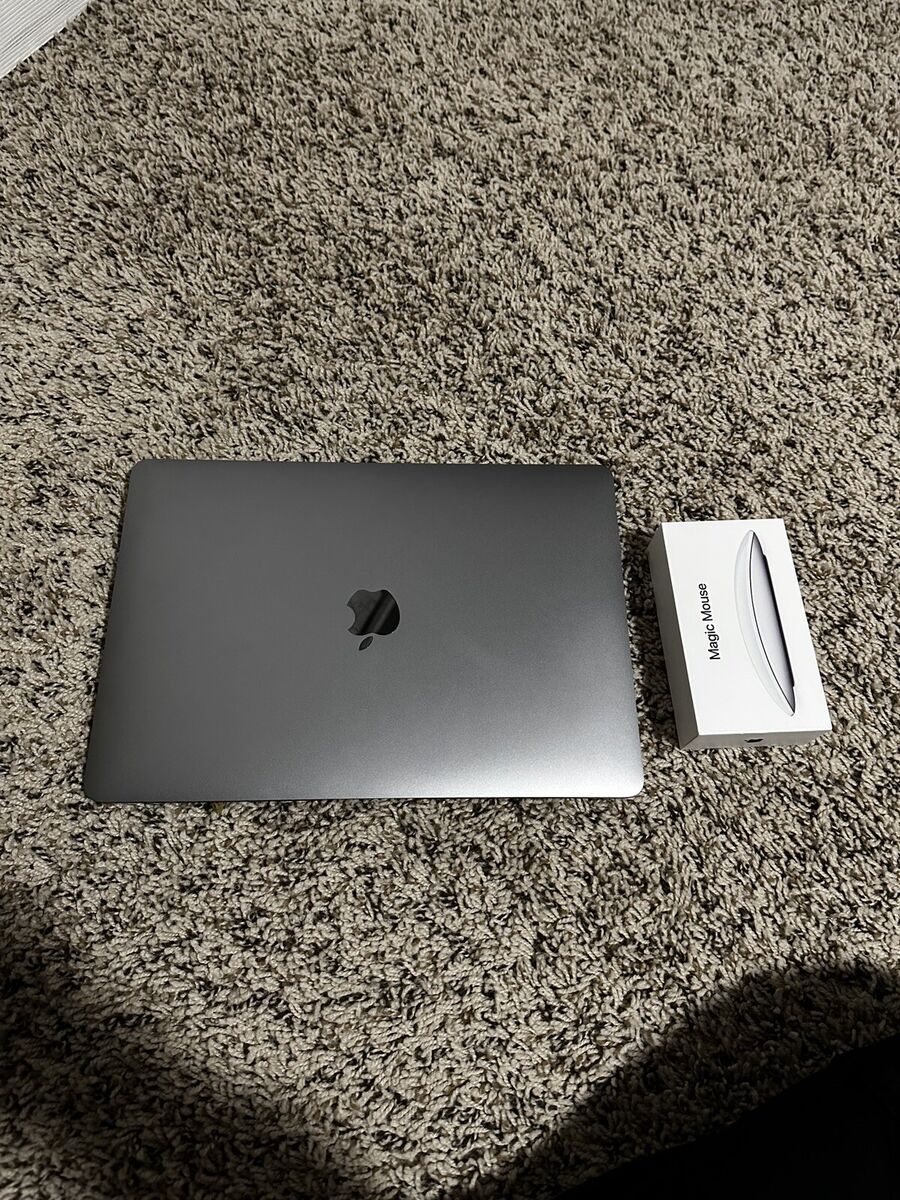 Apple MacBook Air M1 13.3'' 256GB SSD 8GB RAM Laptop Space Apple MacBook Air M1 13.3'' 256GB SSD 8GB RAM Laptop Space