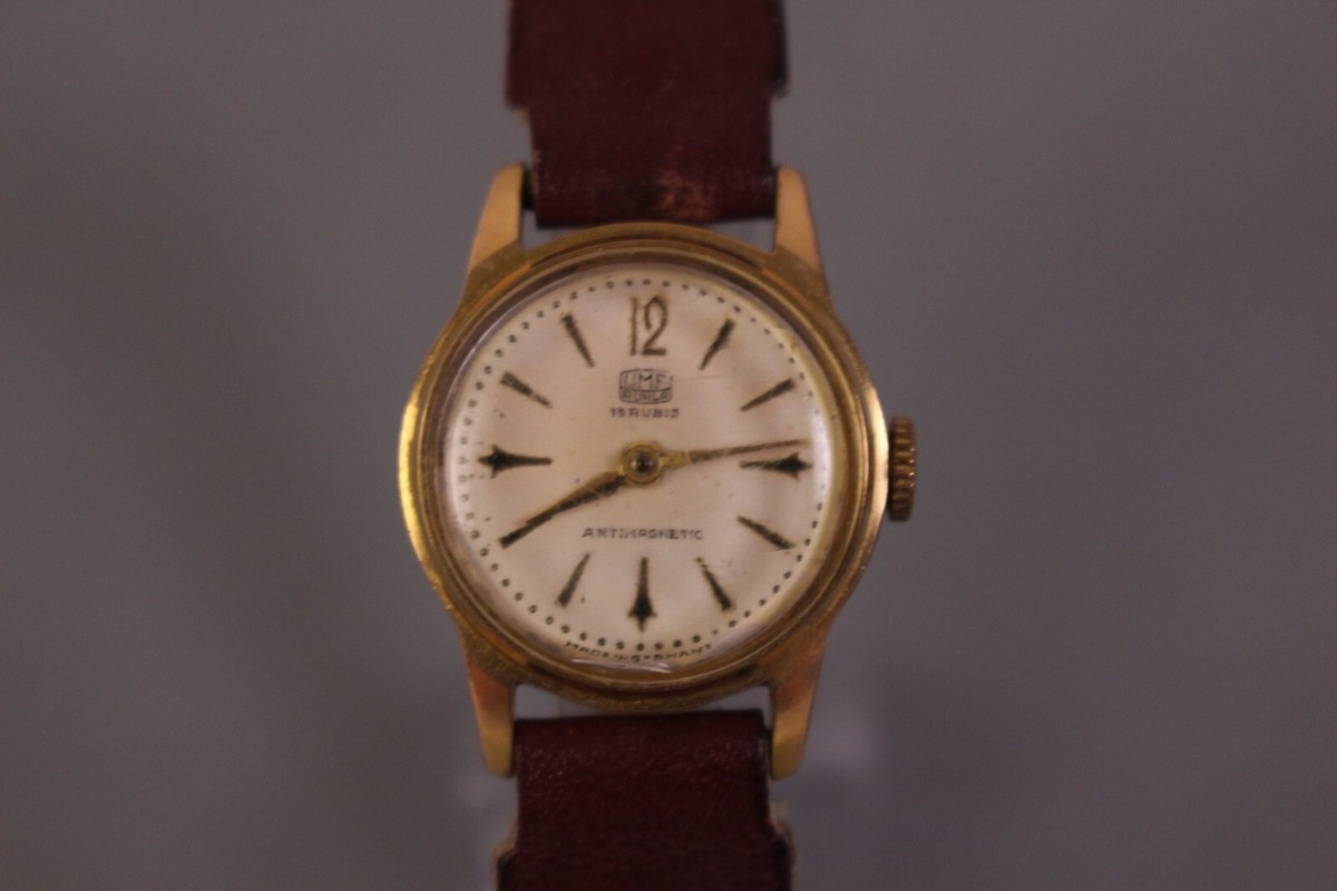 UMF Ruhla Damen Armbanduhr Ø 23 mm 15 Rubis Antimagnetic 20 Mikron