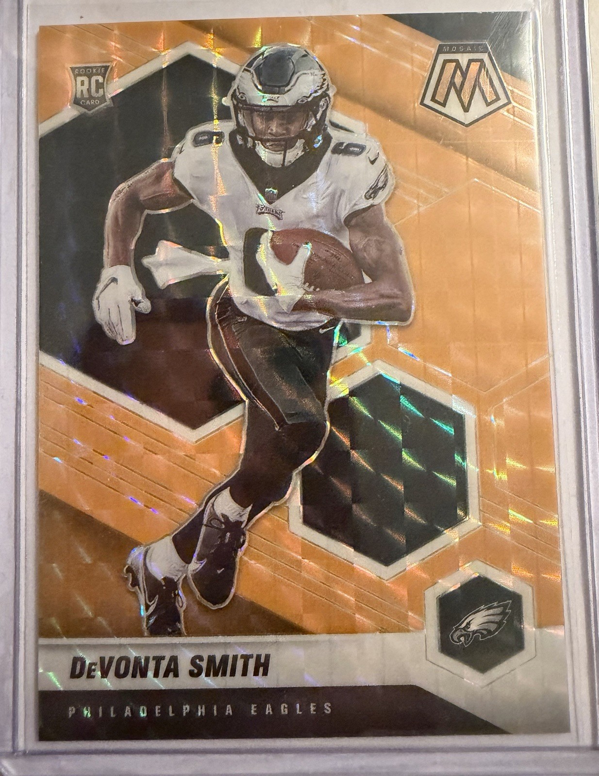 2021 Panini Mosaic DeVonta Smith RC Prizm Orange Fluorescent  23/25 Eagles