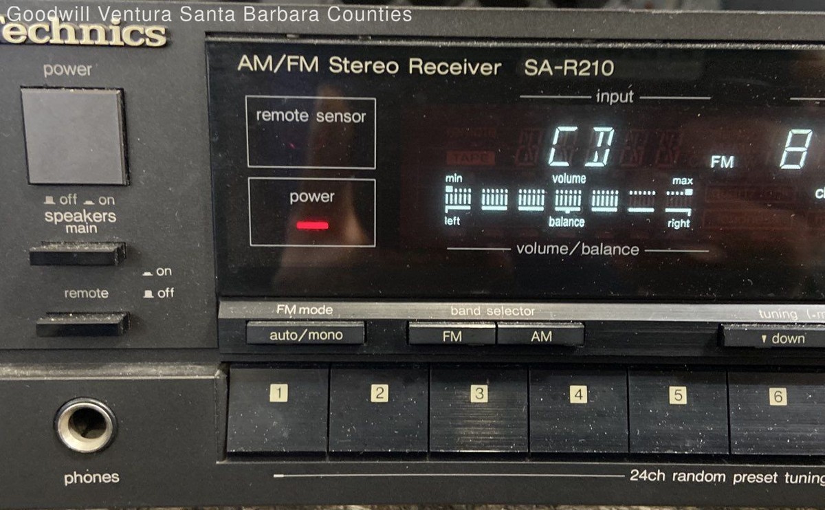 Technics SA-R210 AM/FM Quartz Digital Synthesizer Receiver Vintage