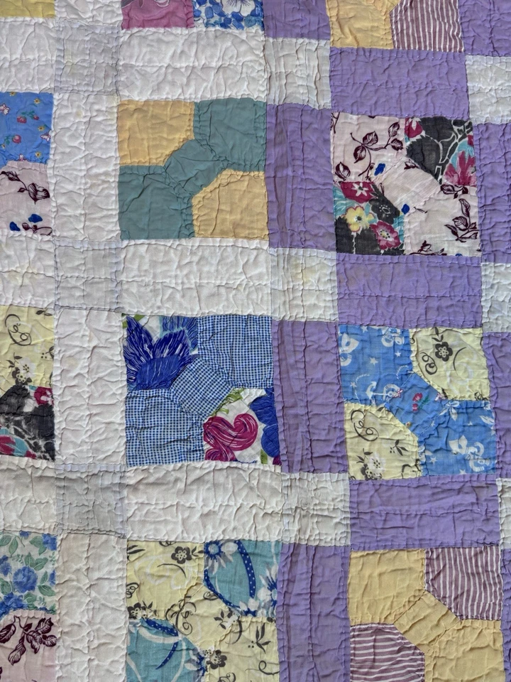 Vintage Primitive Hand Made Bow Tie Quilt Feedsack Split Color 56” 69” Unique! - Image 3 of 4