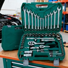 61PC Mechanics Tool Set 1/2" 1/4" Metric Drive Socket Wrenches for Auto Repair