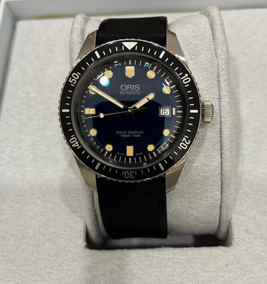 Oris Men's Divers Sixty-Five 42mm Watch with Black Silicone Strap