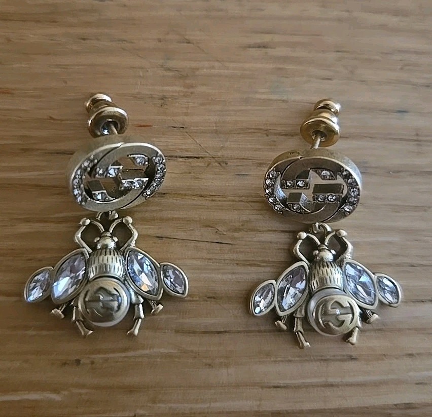 Gucci bee Dangle Earrings with Interlocking GG An… - image 1