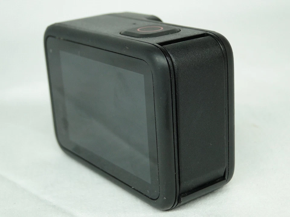 GoPro Hero 10 Black Action Camera in Perfect working order - Image 4 of 4