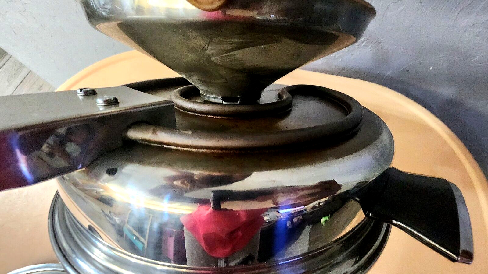 Vollrath Electric Skillet Frying Pan With 5 Cup Poacher Egg 1200w  120v Works