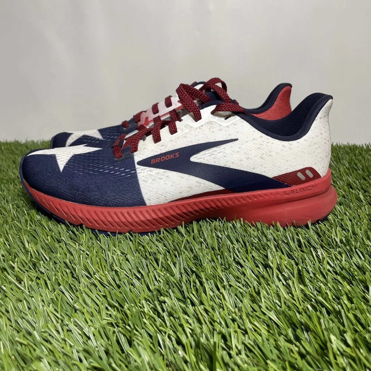 Brooks running shoes flag cheap