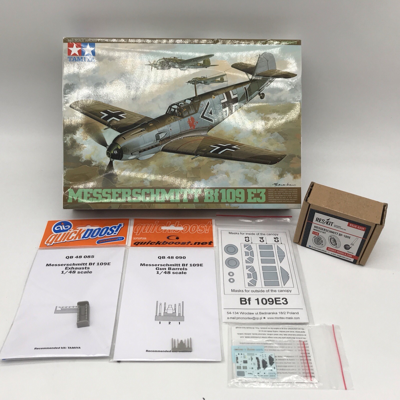 1:48 Tamiya 50 Messerschmitt Bf109E3 W/Extras MNM