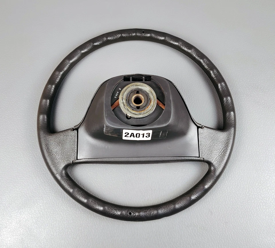 MAZDA ANTIGUO VEHÍCULO DE COCHE CLÁSICO DE COLECCIÓN OEM VOLANTE JDM Foto 2 de 4