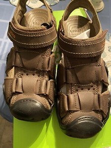 crocs leather fisherman