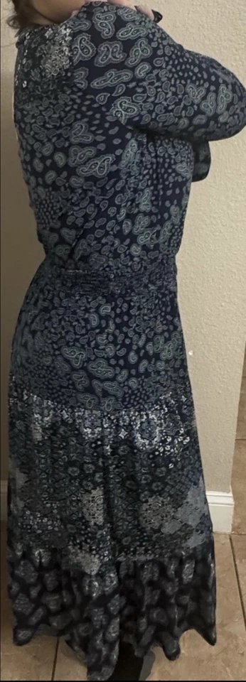 Vestido Michael Kors Boho Paisley Midi Nuevo con Etiquetas - Manga Larga Cuello Atado Azul Marino Talla M Foto 3 de 4