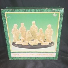 Nativity Scene Mary Joseph Baby Jesus Wise Men Ivory Plastic Wood Base