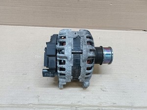VW SKODA Lichtmaschine Generator 04E903021M LHD OE Original Teil Gebraucht