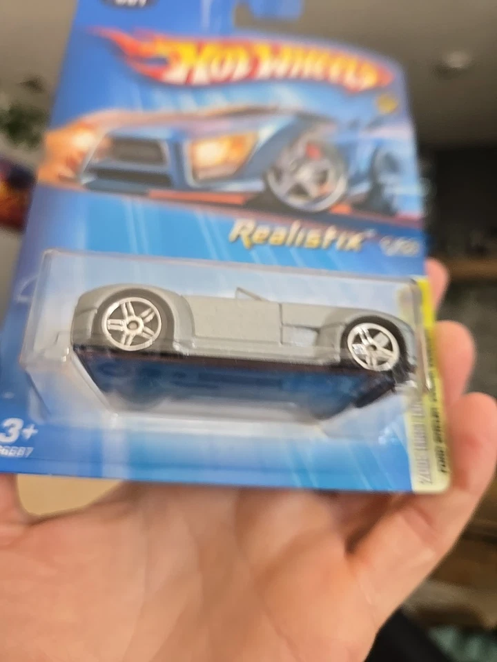 RARE Hot Wheels 2005 First Editions Realistix Ford Shelby Cobra Concept Silver - Image 3 of 4