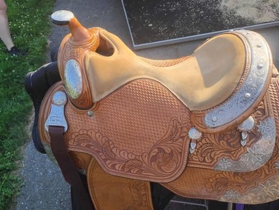 Dale Chavez 17  Rio Western Show Saddle
