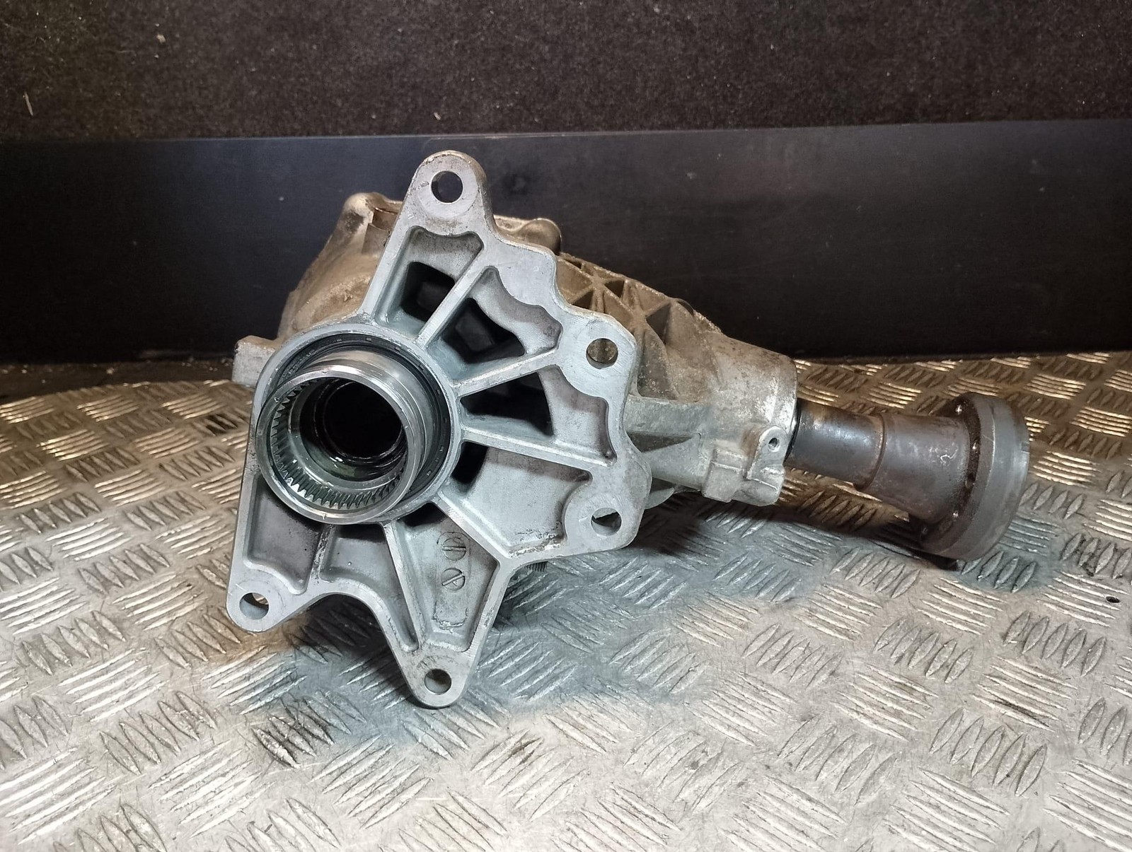 DIFFERENZIALE ANTERIORE PER FORD Kuga Serie (CBV) 7530112190 G6DG, UKDA Diesel