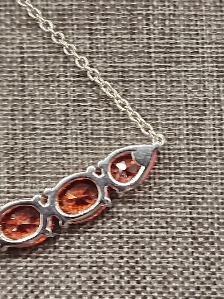 Collar Sunset Orange Lab Created Zafiro 18" en plata rodiada .925 Foto 4 de 4