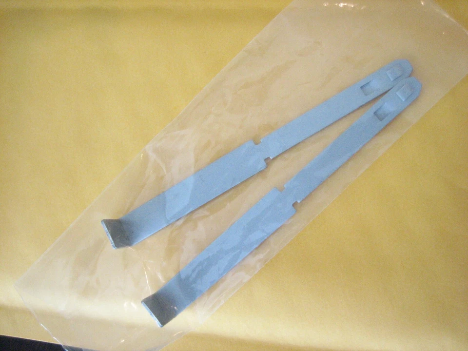 Alpine 1 Din Removal Key for CDE-121J, CDE-122, CDE-123, CDE-103BT, CDE-136BT - Image 3 of 3