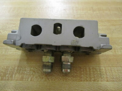 Rexroth Bosch Group 1 825 503 813 Manifold