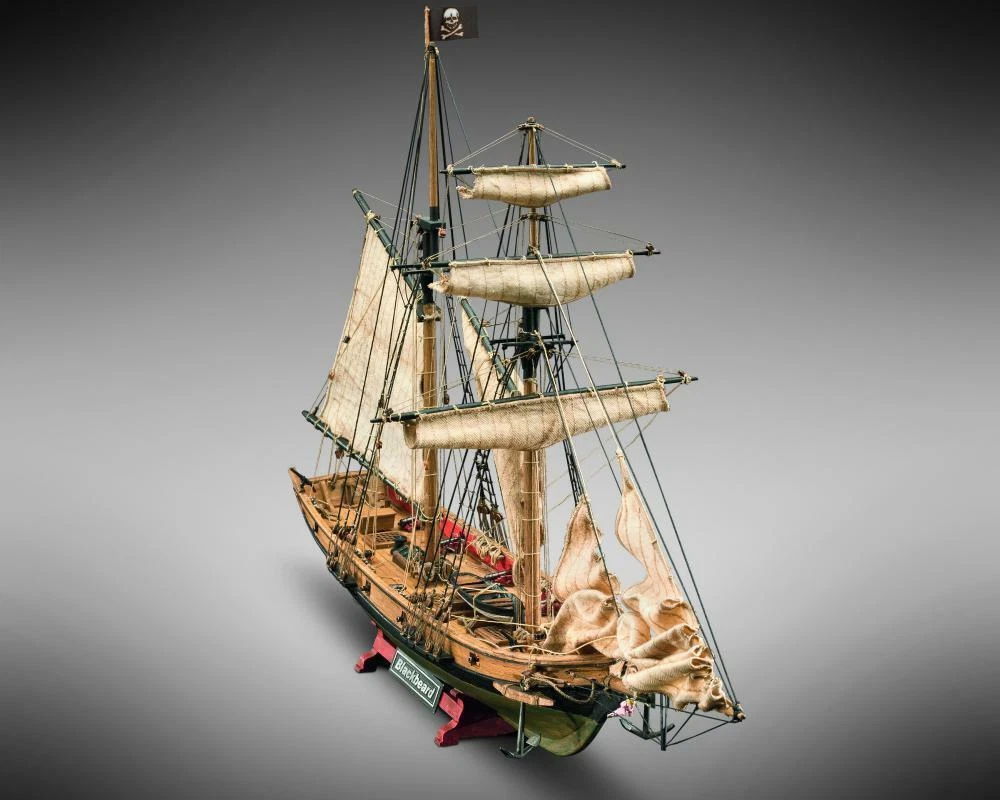 Modellini statici di barche, navi, imbarcazioni in metallo bianco Scala 1:80 | Acquisti Online su