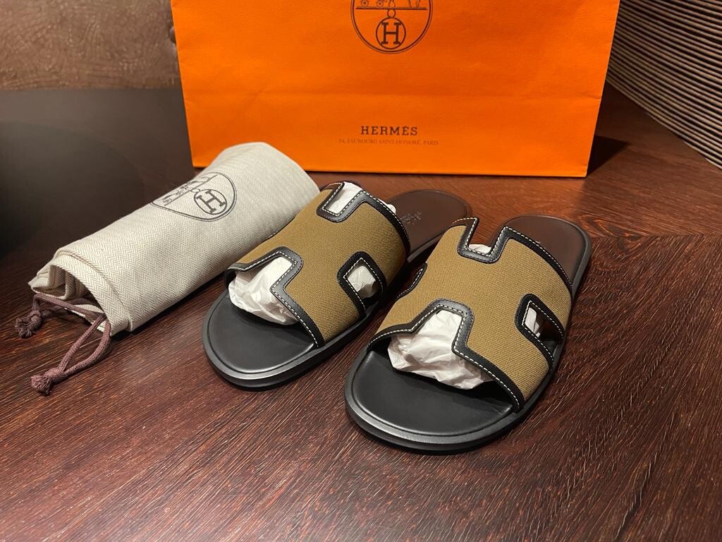 【クラシックなデザインが人気】HERMES★イズミール エルメス イズミール 43 ノワール 28cm | バッグ,エルメス,小物