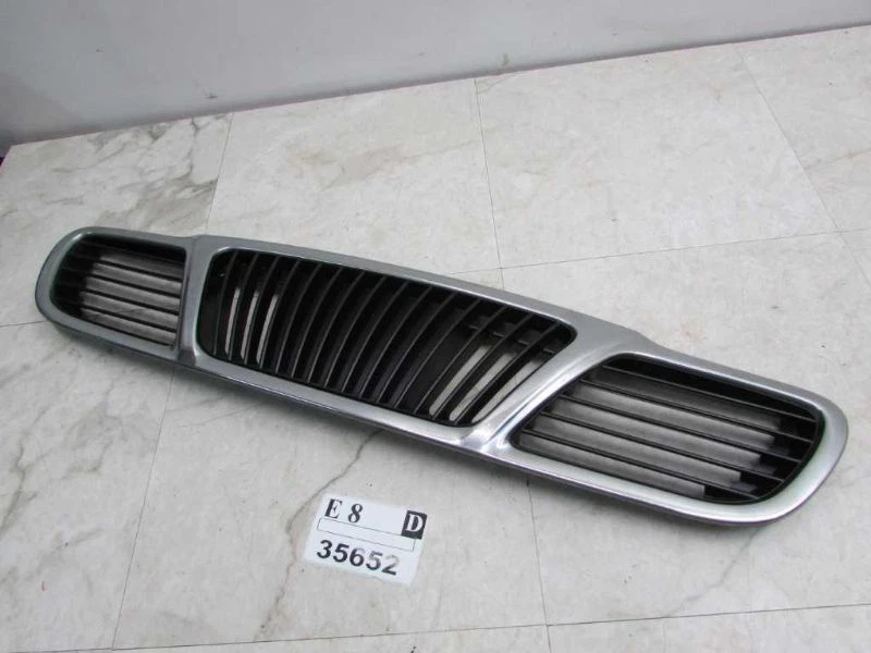 Parrilla Daewoo Lanos 2001-2002 capó delantero parachoques rejilla superior Foto 2 de 4