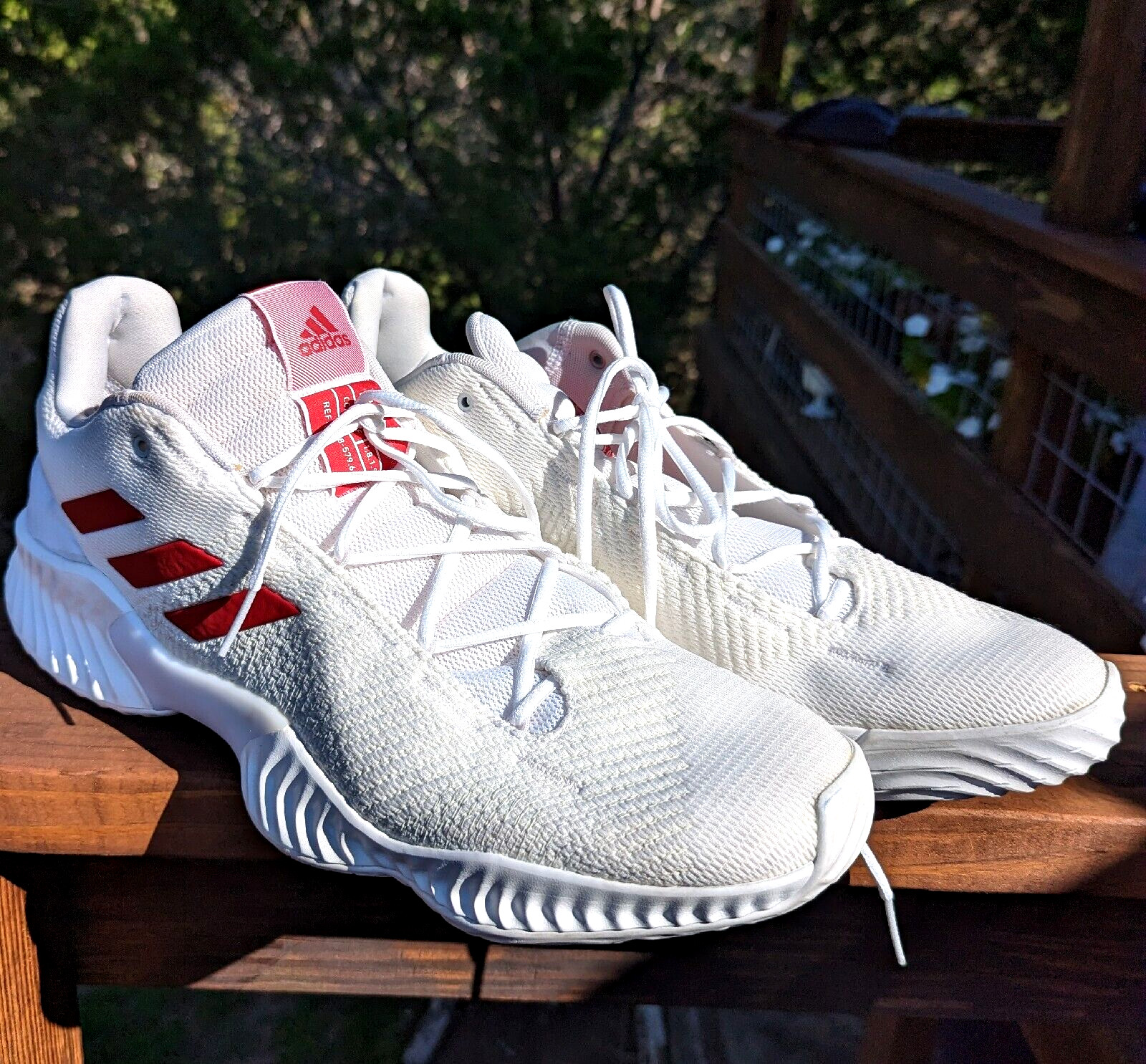 ADIDAS - Size 18 - PRO BOUNCE 2018 Low Cut BASKETBALL White 