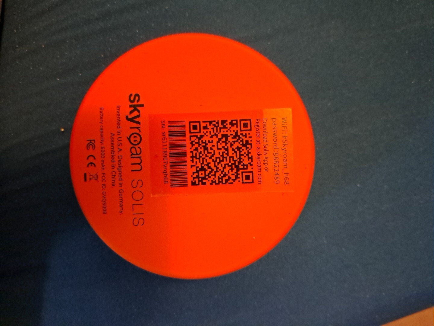 Skyroam Solis Global WIFI Roaming Mobile Hotspot  Power Bank