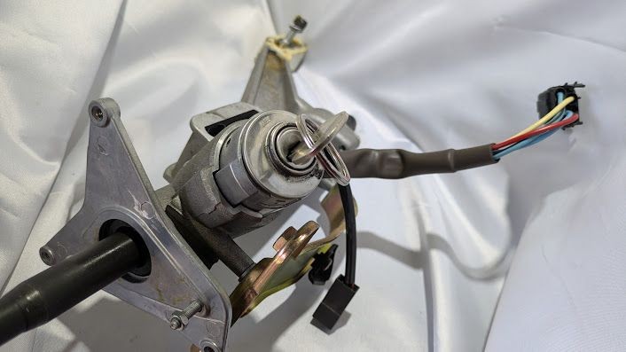 FERRARI 360 PART steering column WITH IGNITION SWITCH AND KEY 171516