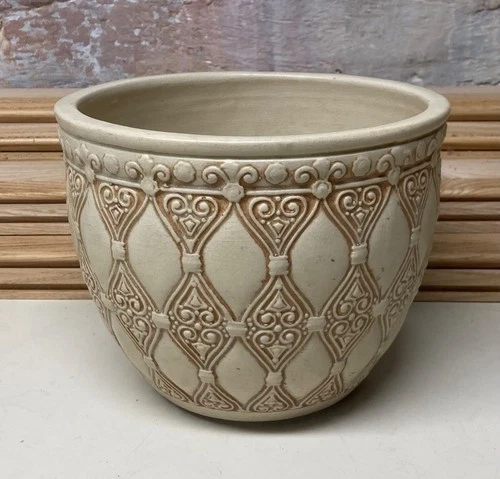 Vintage Weller Pottery CLINTON IVORY Diamond Scroll Design Jardiniere 8" D 1914