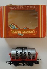 Hornby OO Gauge R.014 Esso Tank Wagon No.1800 Very Good Boxed Condition. 