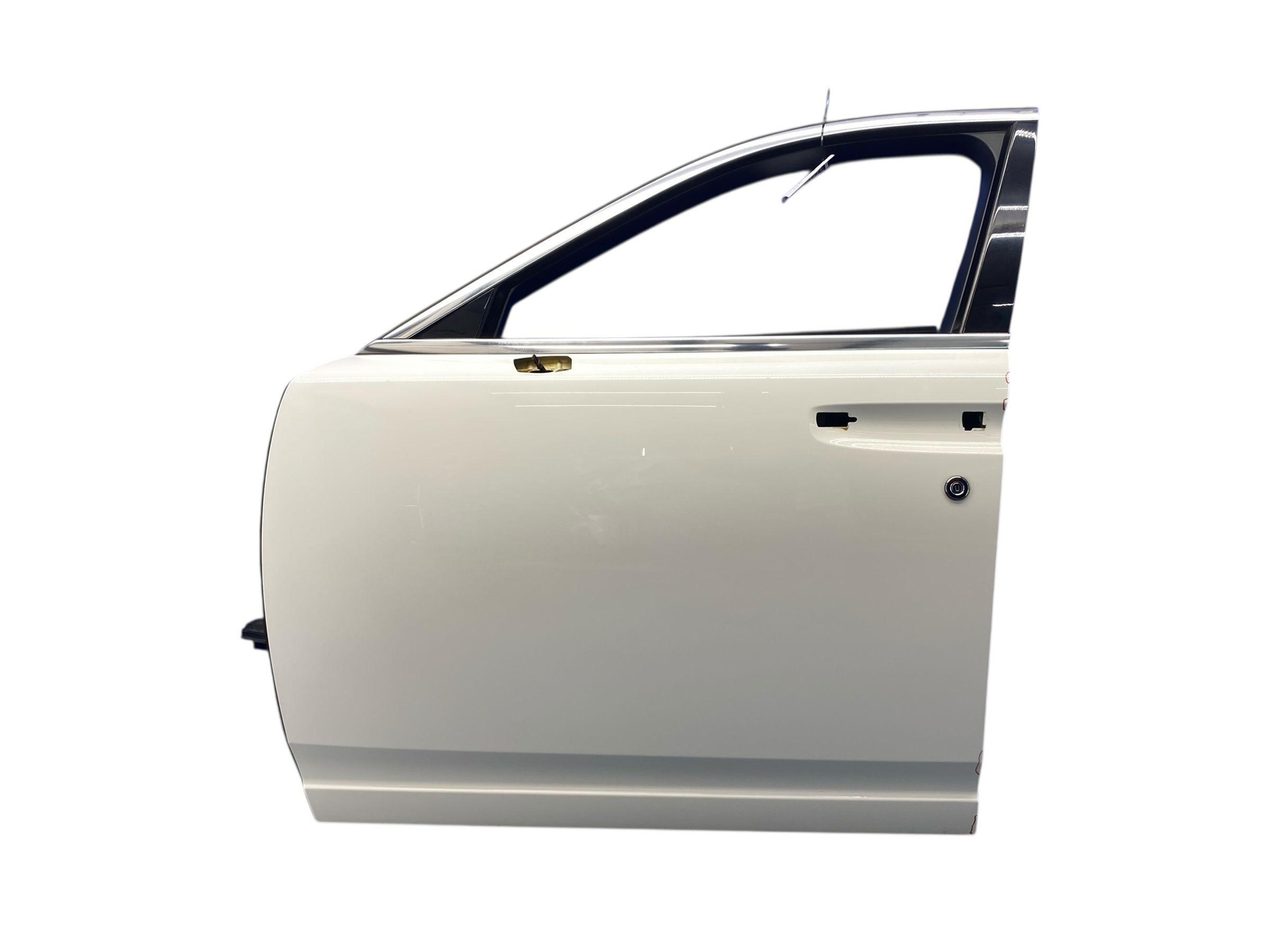 2009-2014 ROLLS ROYCE GHOST FRONT LEFT DOOR SHELL ENGLISH WHITE (YR33) OEM