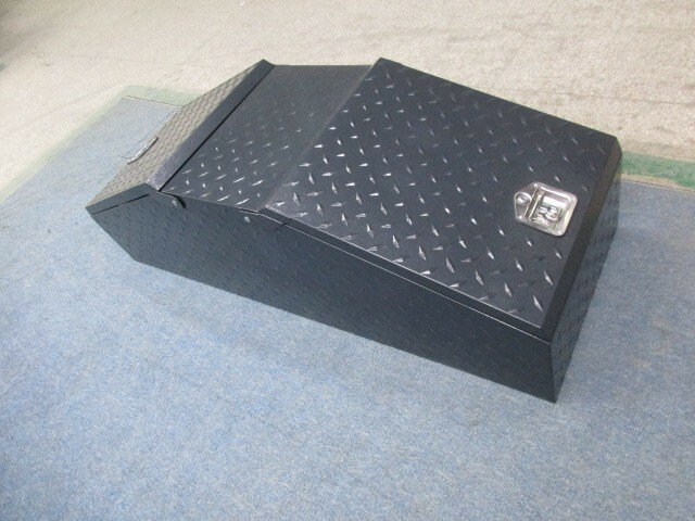 Picture 4 of 11